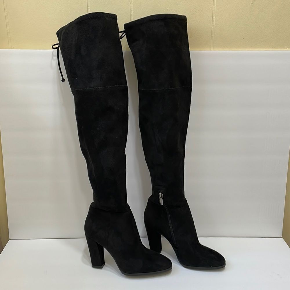 NEW‎ WITHOUT TAGS VINCE CAMUTO TAPLEY OVER THE KNEE BLACK BOOTS